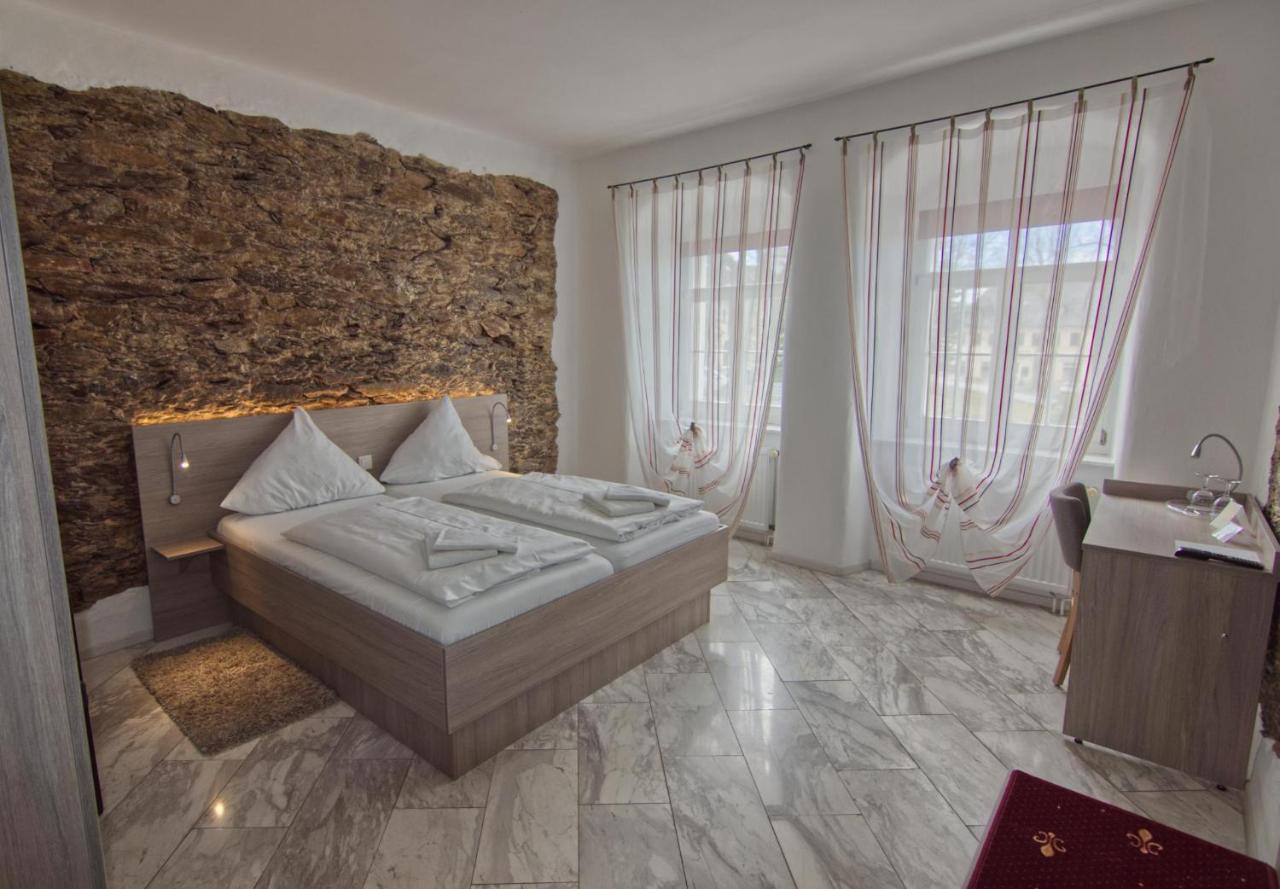 Hotel Saechsischer Hof Scheibenberg Екстериор снимка