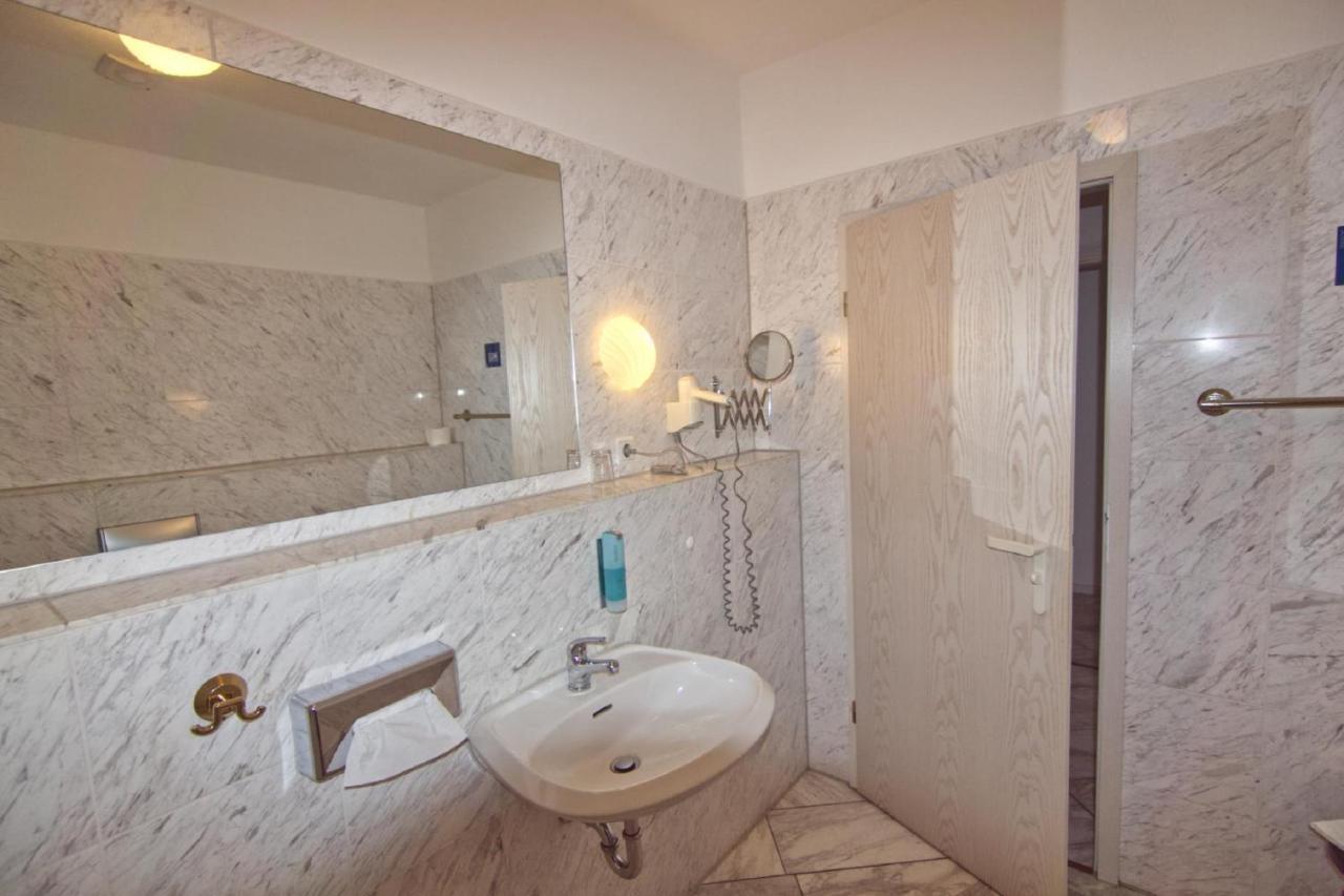 Hotel Saechsischer Hof Scheibenberg Екстериор снимка