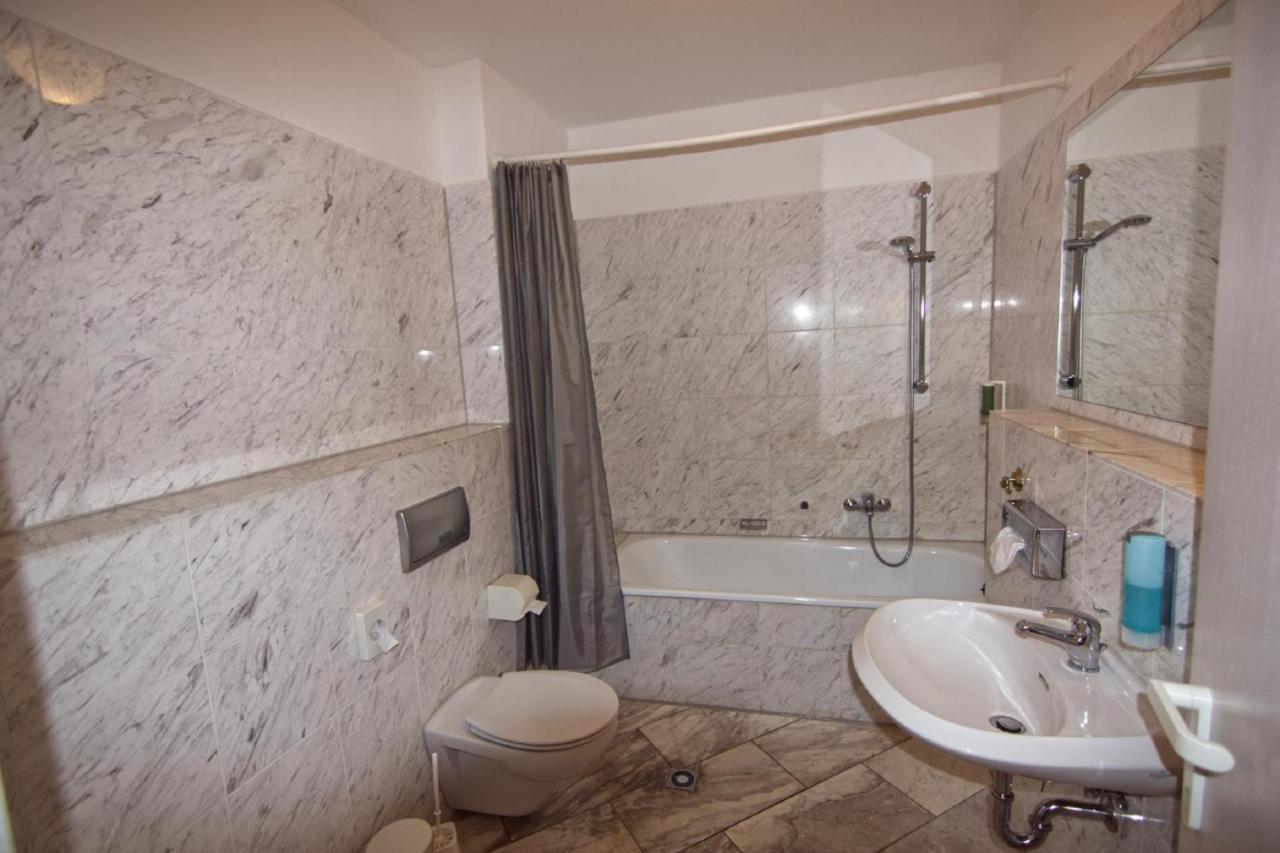 Hotel Saechsischer Hof Scheibenberg Екстериор снимка